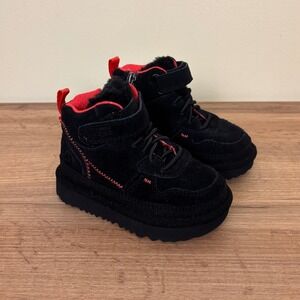 UGG Highland Hi Heritage Sneakers Black/Red Kids Size 6 Suede Elastic Laces